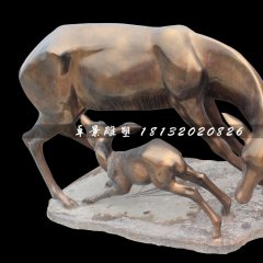 玻璃鋼母子鹿雕塑，玻璃鋼仿銅母子鹿雕塑